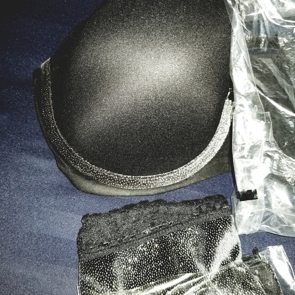 VS Bra  36DDD & Panty XL Set